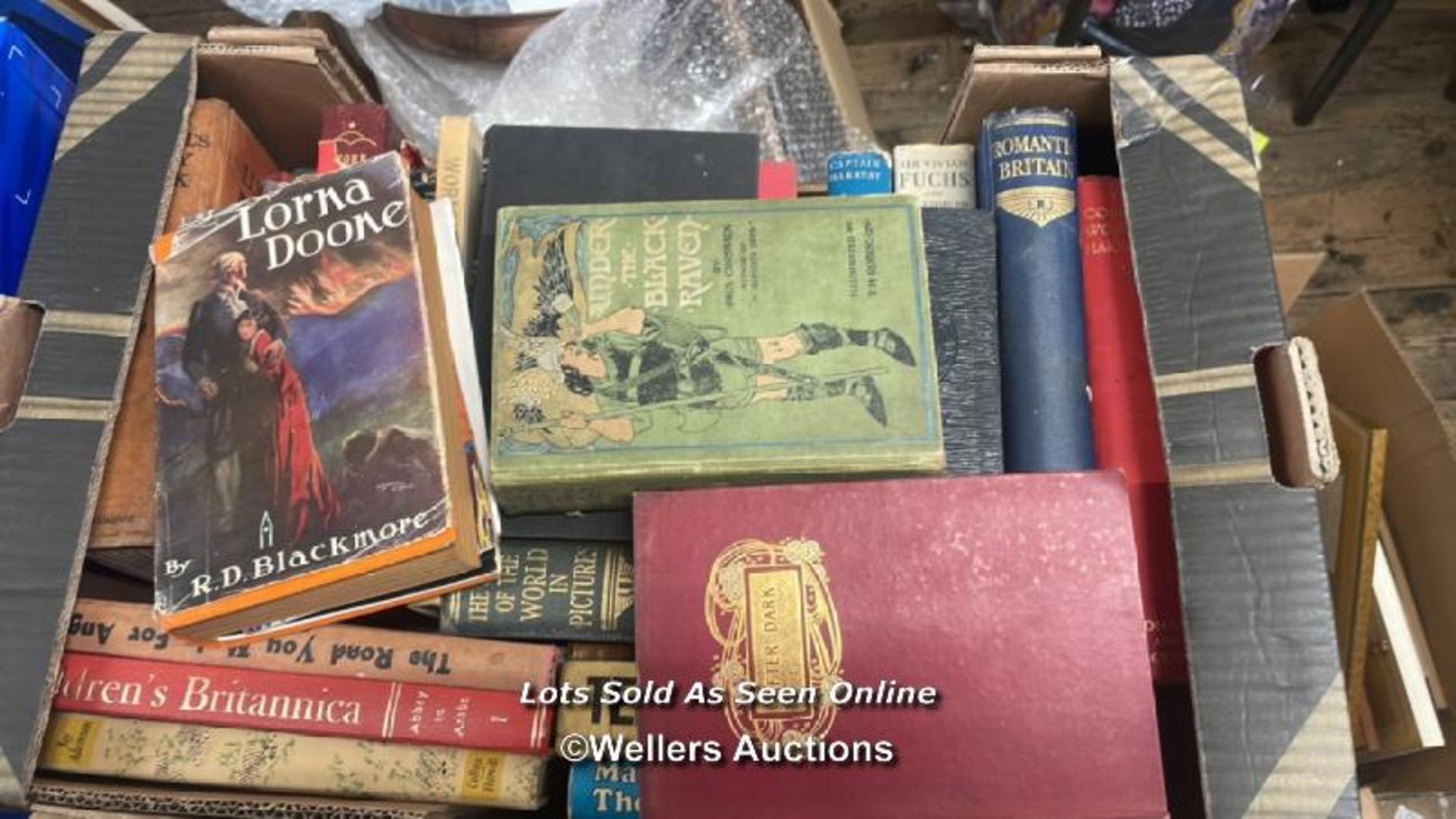 BOX OF ASSORTED OLD BOOKS INCLUDING CHILDREN'S BOOKS AND LORNA DOONE