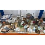 LARGE QUANTITY OF GLASS AND CERAMIC ORNAMENTS