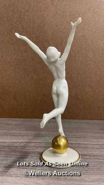 HUTSCHENREUTHER PORCELAIN FIGURE, MODELLED BY KARL TUTTER (1883-1969), AS A NAKED FEMALE DANCER - Image 4 of 9