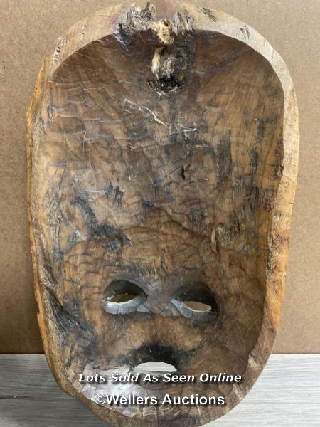 AFRICAN CARVED WOOD WALL MASK - Image 2 of 2