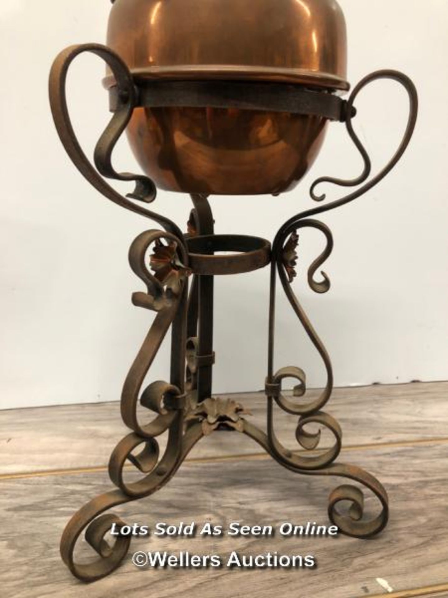 *CAST IRON AND COPPER OIL LAMP, LACKS BURNER - Image 4 of 4