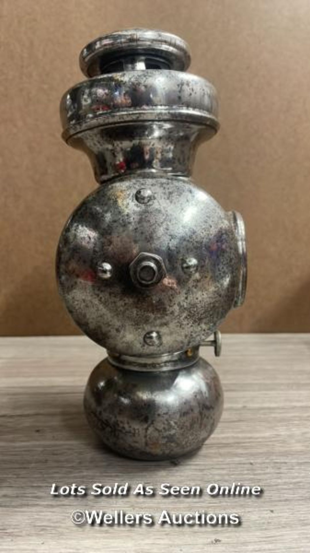 *ALADDINETTE TINPLATE LAMP, THREE FURTHER LAMPS - Image 3 of 20