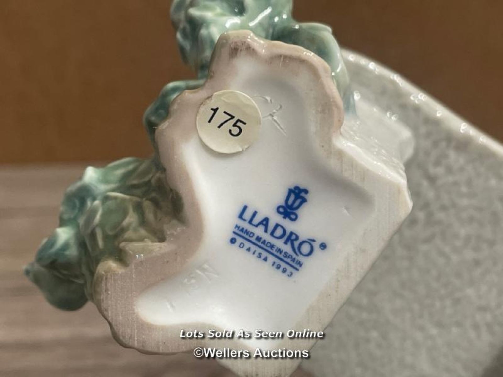 LLADRO "MEAL TIME" NO.06109, BOXED - Image 8 of 10