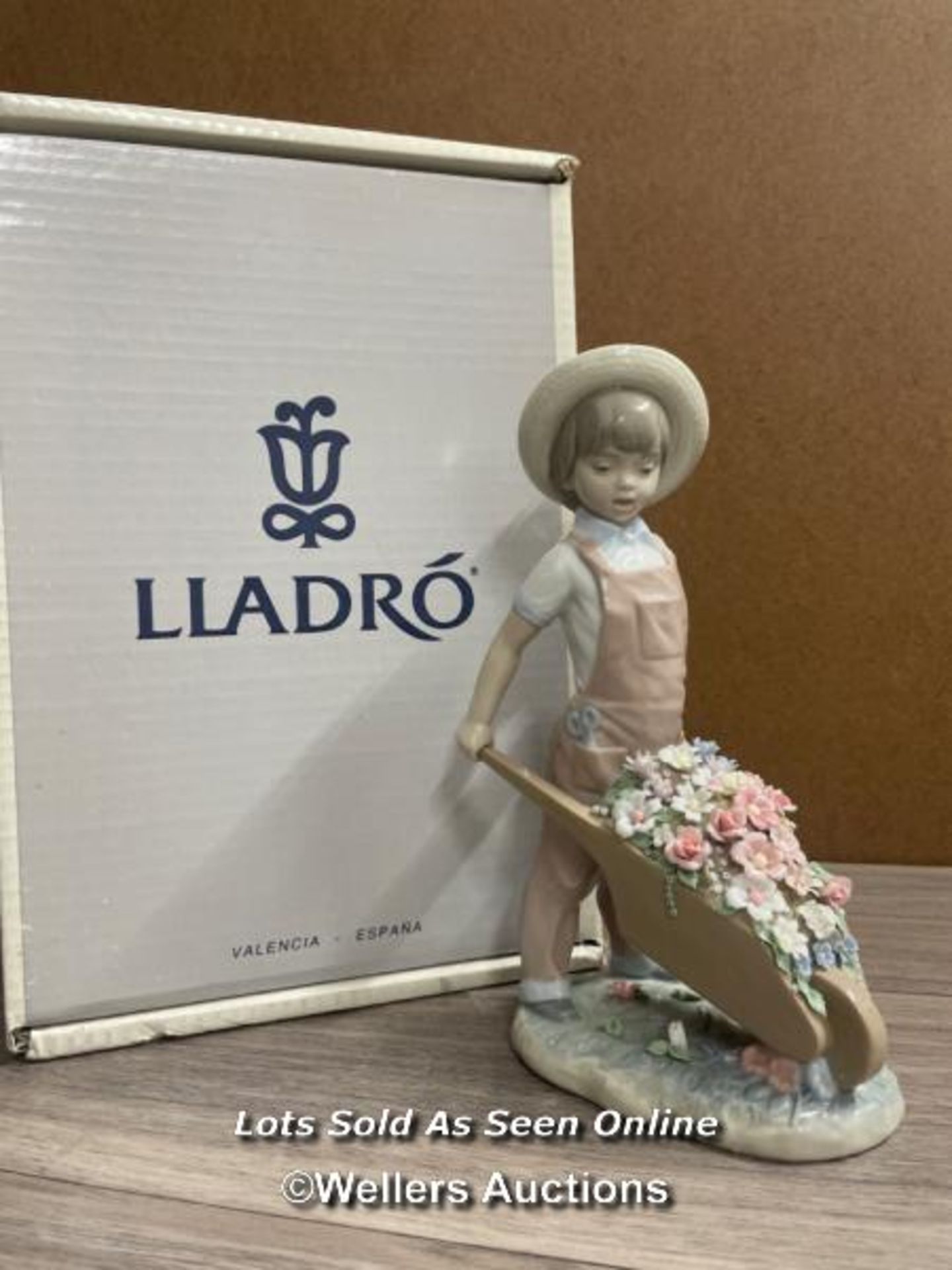 LLADRO "WHEELBARROW WITH FLOWERS" NO.01283, BOXED