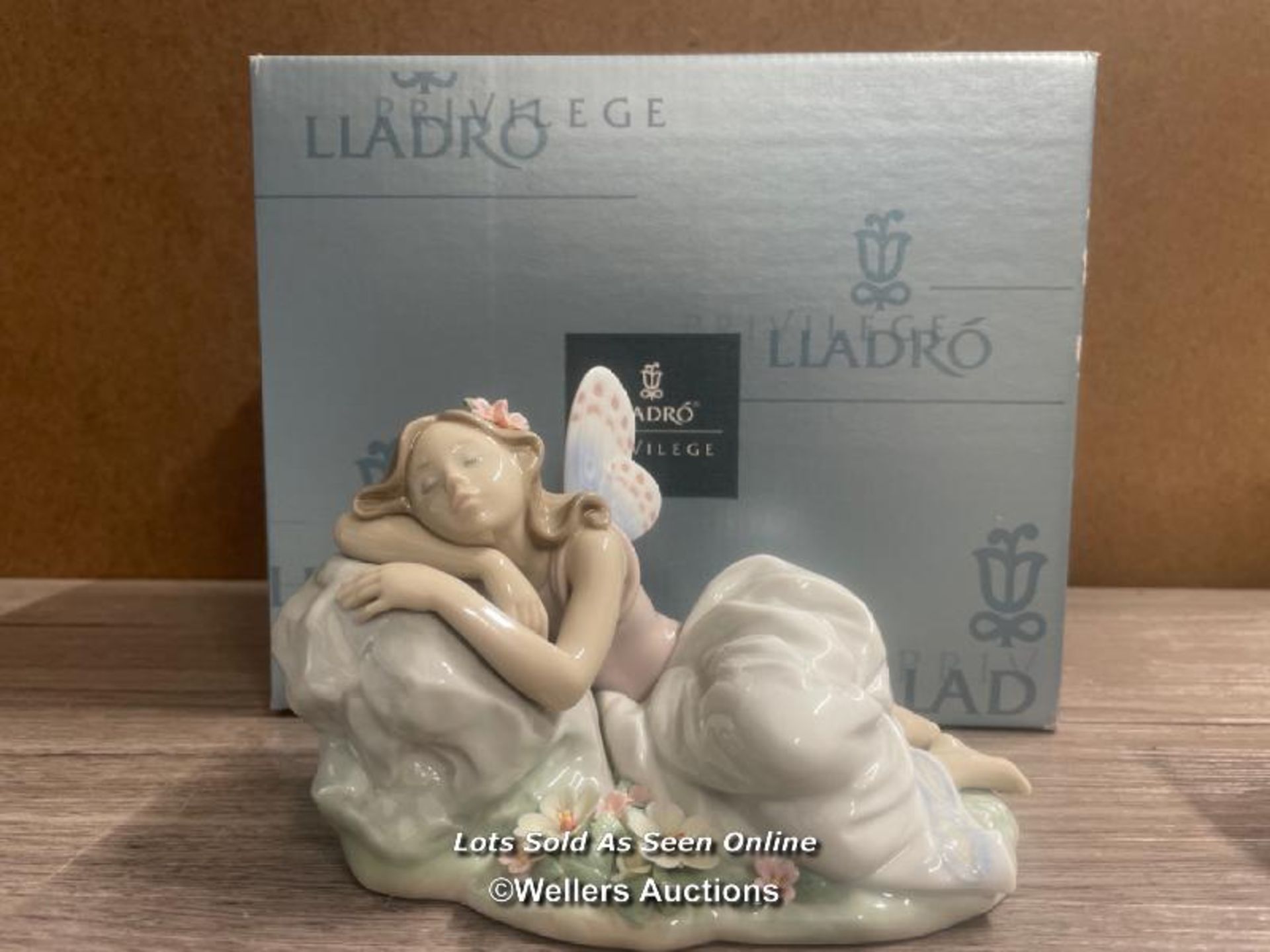 LLADRO PRIVILEGE COLLECTION "PRINCESS OF THE FAIRIES" NO. 010.07694, BOXED