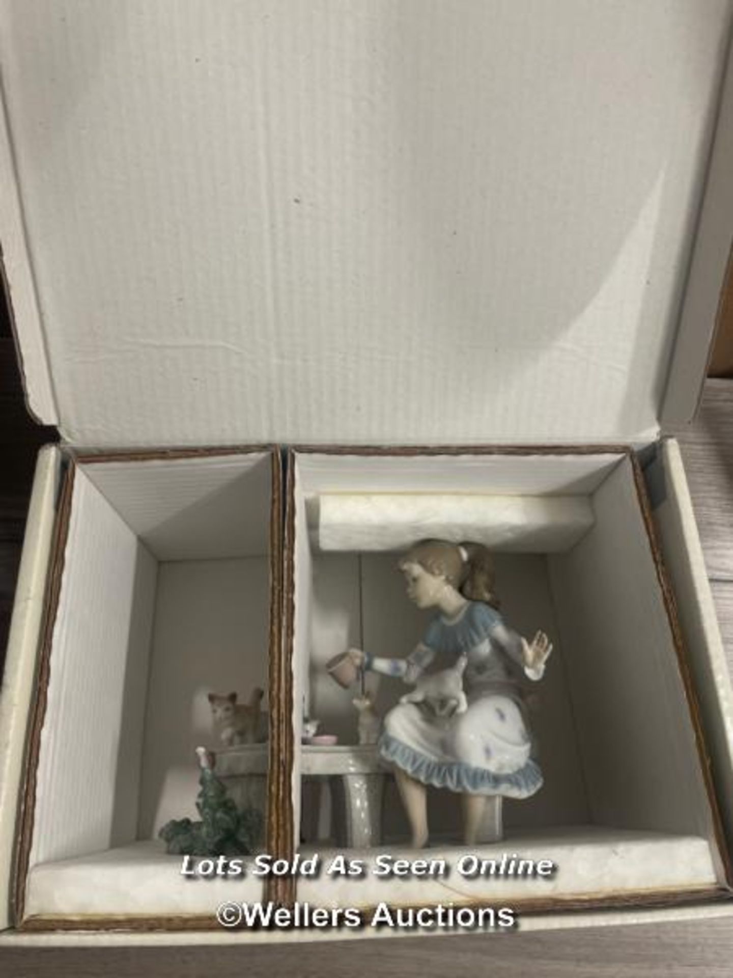 LLADRO "MEAL TIME" NO.06109, BOXED - Bild 9 aus 10