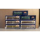 BACHMANN 00 SCALE, SEVEN CARRIAGES, BOXED, SEE PHOTOS FOR DETAILS