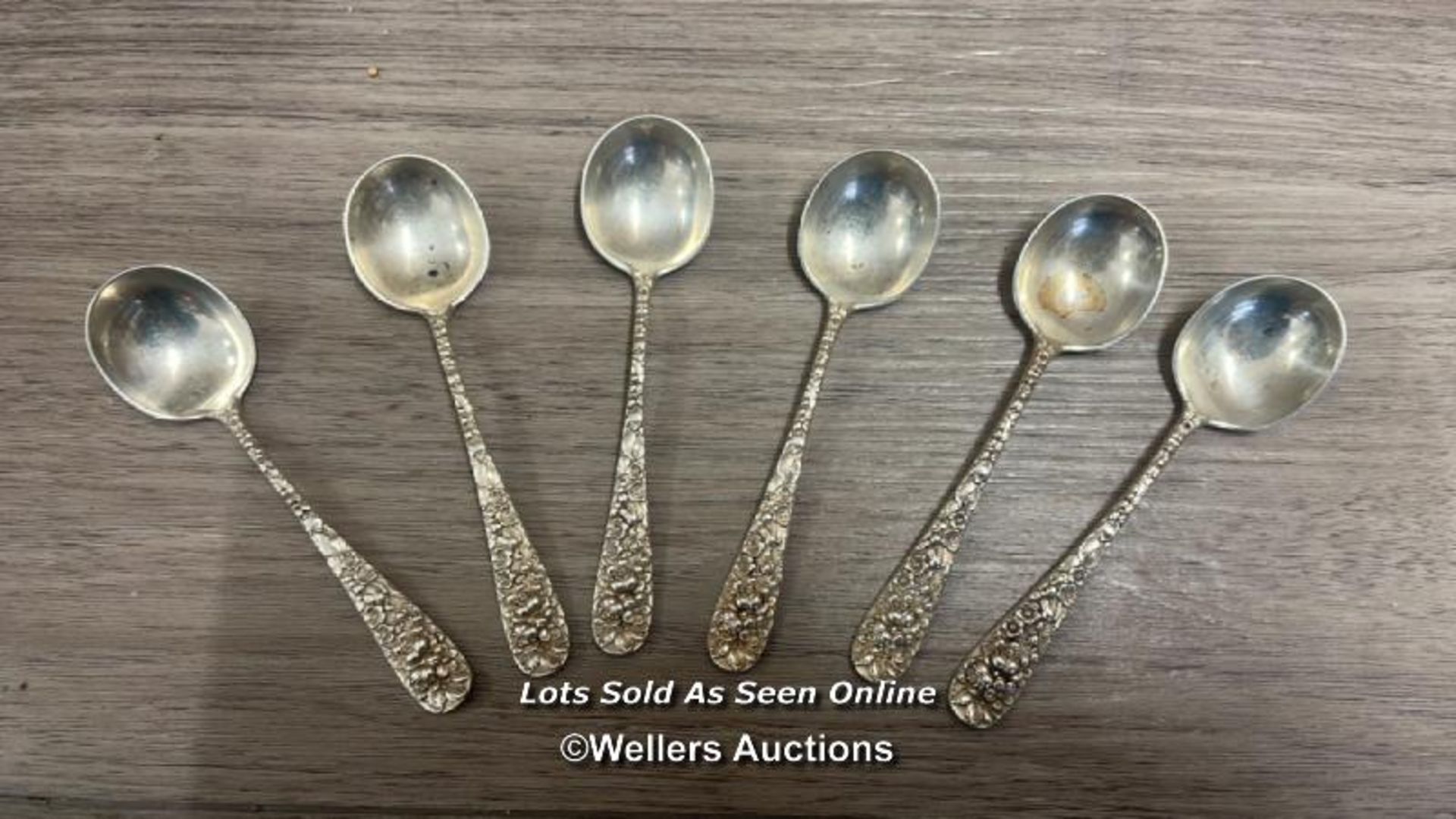 SIX STERLING STIEFF SILVER TEA SPOONS WITH FLORAL PATTERN, TOTAL WEIGHT 99G AND A PEIRCED DISH - Image 2 of 8