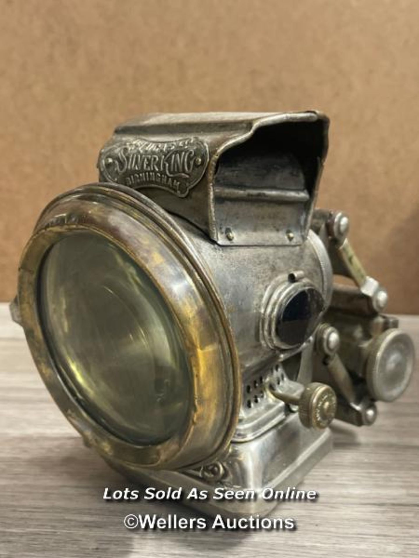 *SILVER KING BICYCLE LAMP, BICYCLE LAMP WITH RED LENS, LUCAS IRON RAILWAY LAMP AND ANOTHER LAMP - Image 6 of 14