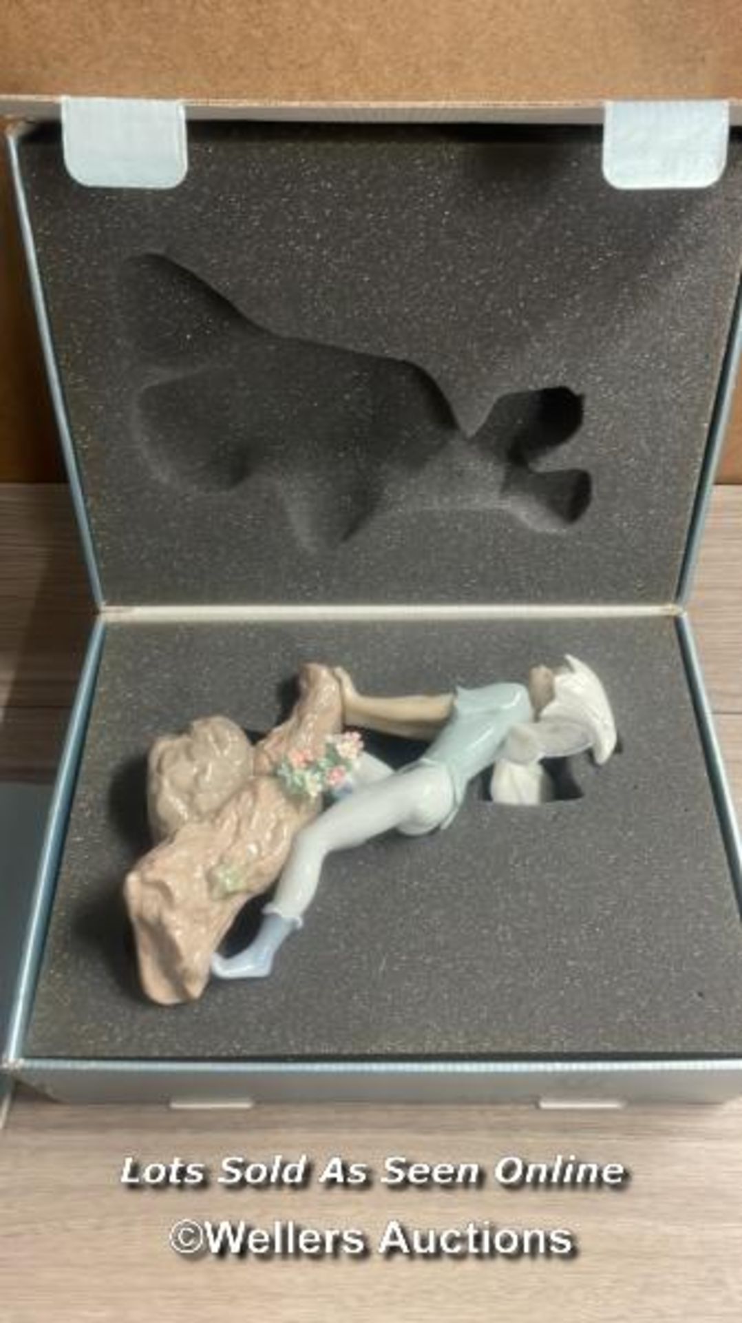 LLADRO PRIVILEGE COLLECTION "PRINCE OF THE ELVES" NO.07690, BOXED - Image 8 of 9