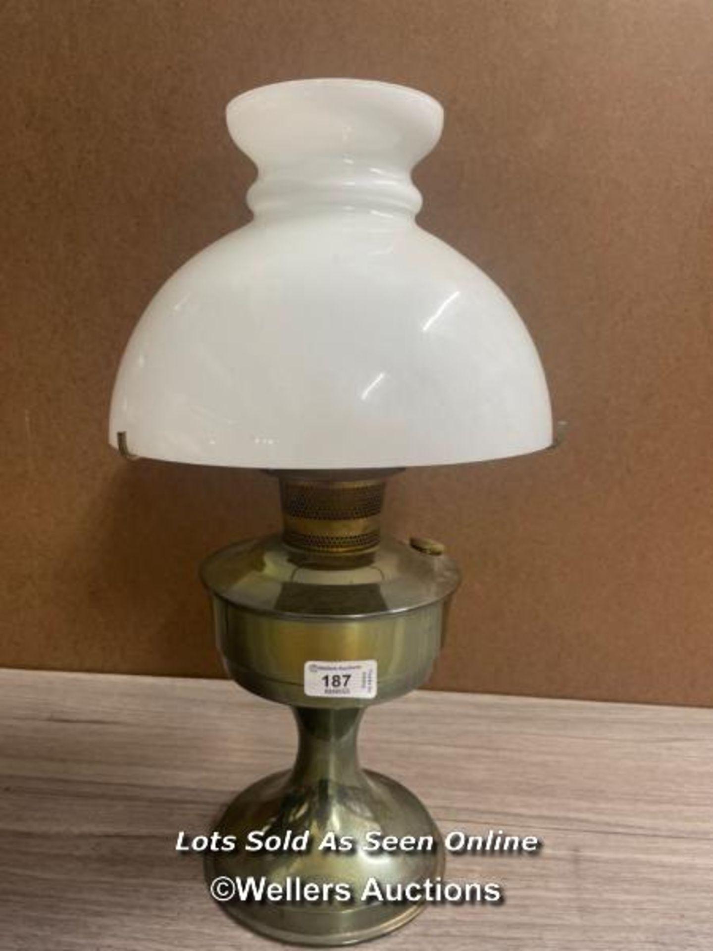 *ALADDIN METAL OIL LAMP WITH OPAQUE GLASS SHADE