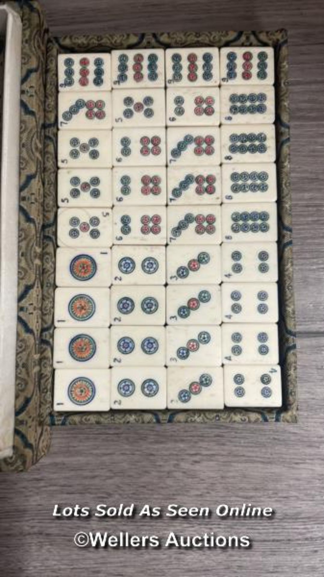 *VINTAGE BONE & BAMBOO MAHJONG SET COMPLETE IN SILK LINED CARRYING CASE - Image 4 of 7