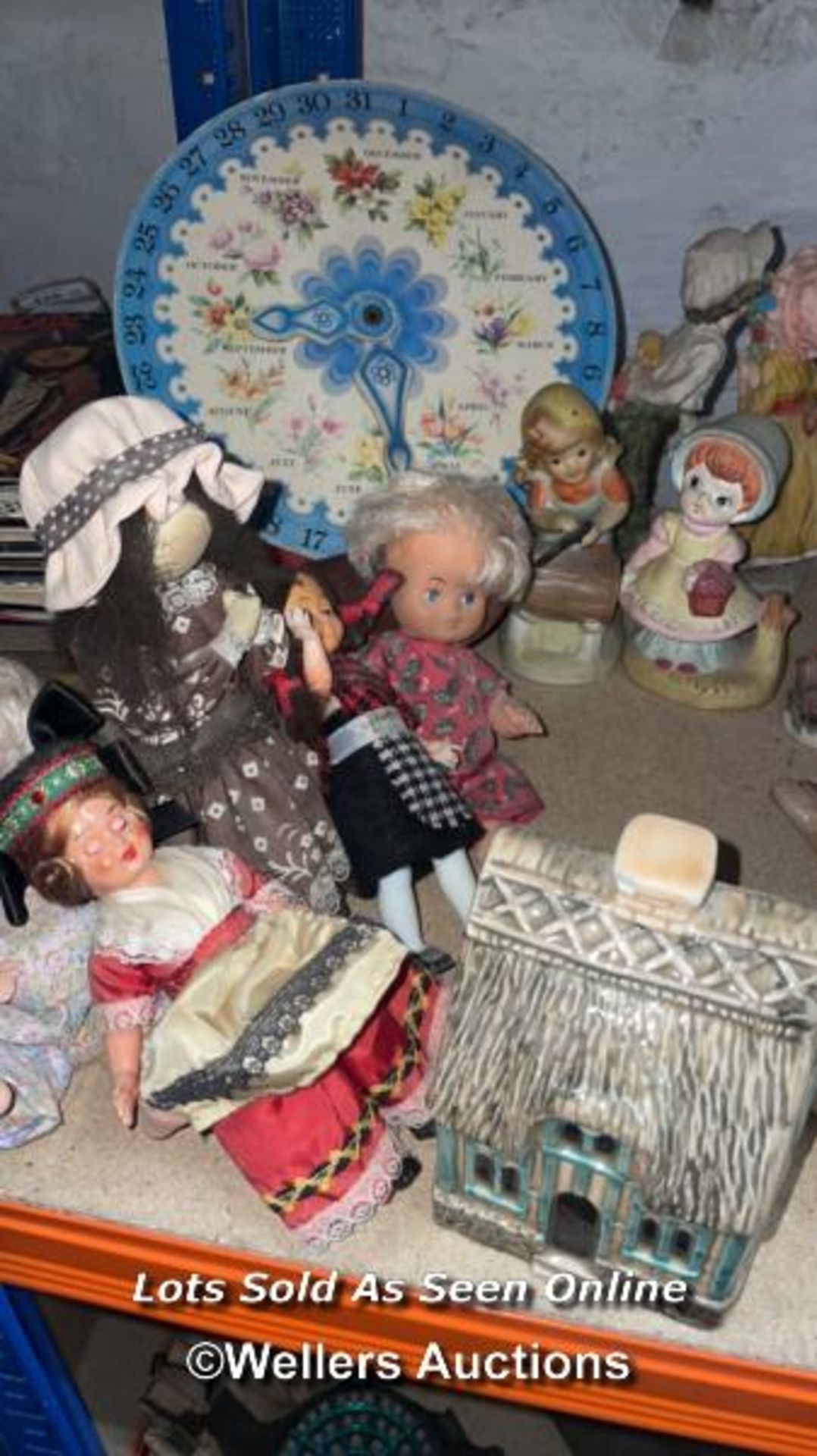 QUANTITY OF ORNAMENTS AND DOLLS - Image 5 of 5