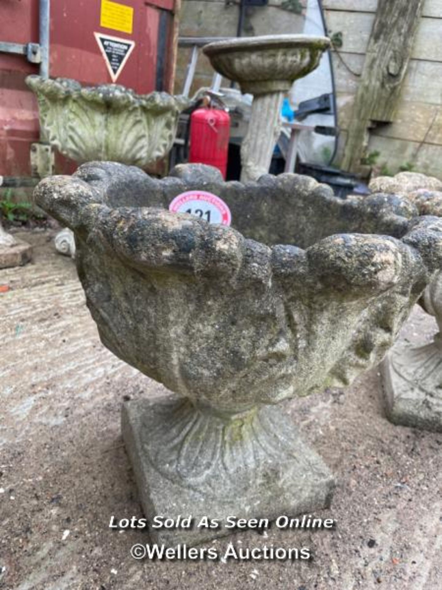 *GARDEN URN PLANTER, 18 HIGH X 19 DIAMETER / ALL LOTS ARE LOCATED AT AUTHENTIC RECLAMATION TN5 7EF