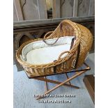 *VINTAGE MOSES BASKET AND STAND / ALL LOTS ARE LOCATED AT AUTHENTIC RECLAMATION TN5 7EF