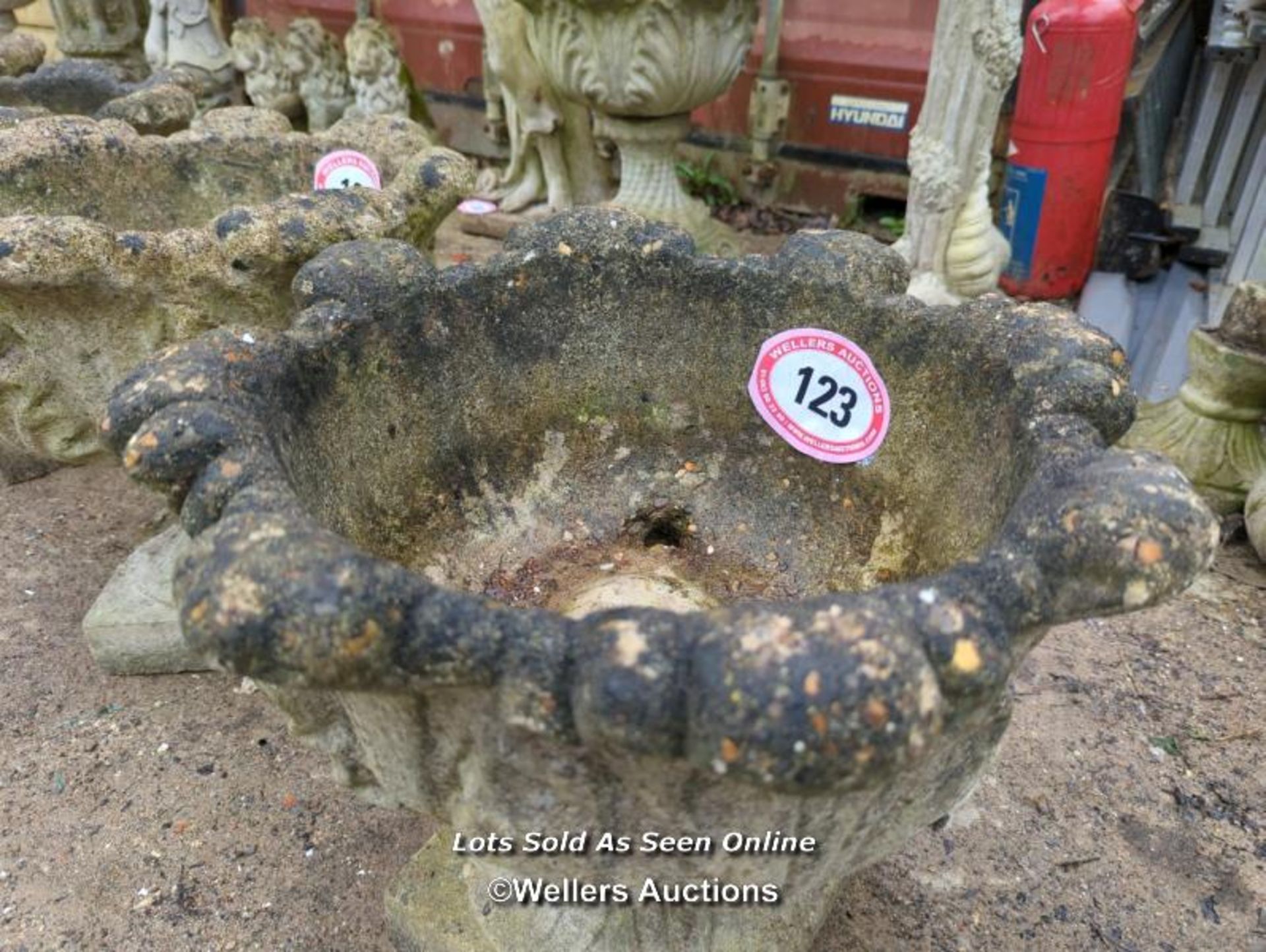 *GARDEN URN PLANTER, 18 HIGH X 19 DIAMETER / ALL LOTS ARE LOCATED AT AUTHENTIC RECLAMATION TN5 7EF - Image 2 of 2