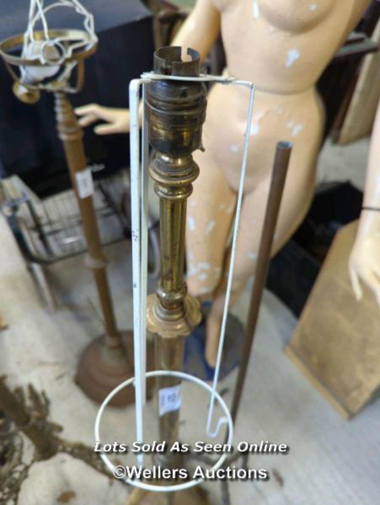 *BRASS STANDARD LAMP ON CLAW FEET, 54 INCHES HIGH / ALL LOTS ARE LOCATED AT AUTHENTIC RECLAMATION - Image 2 of 4