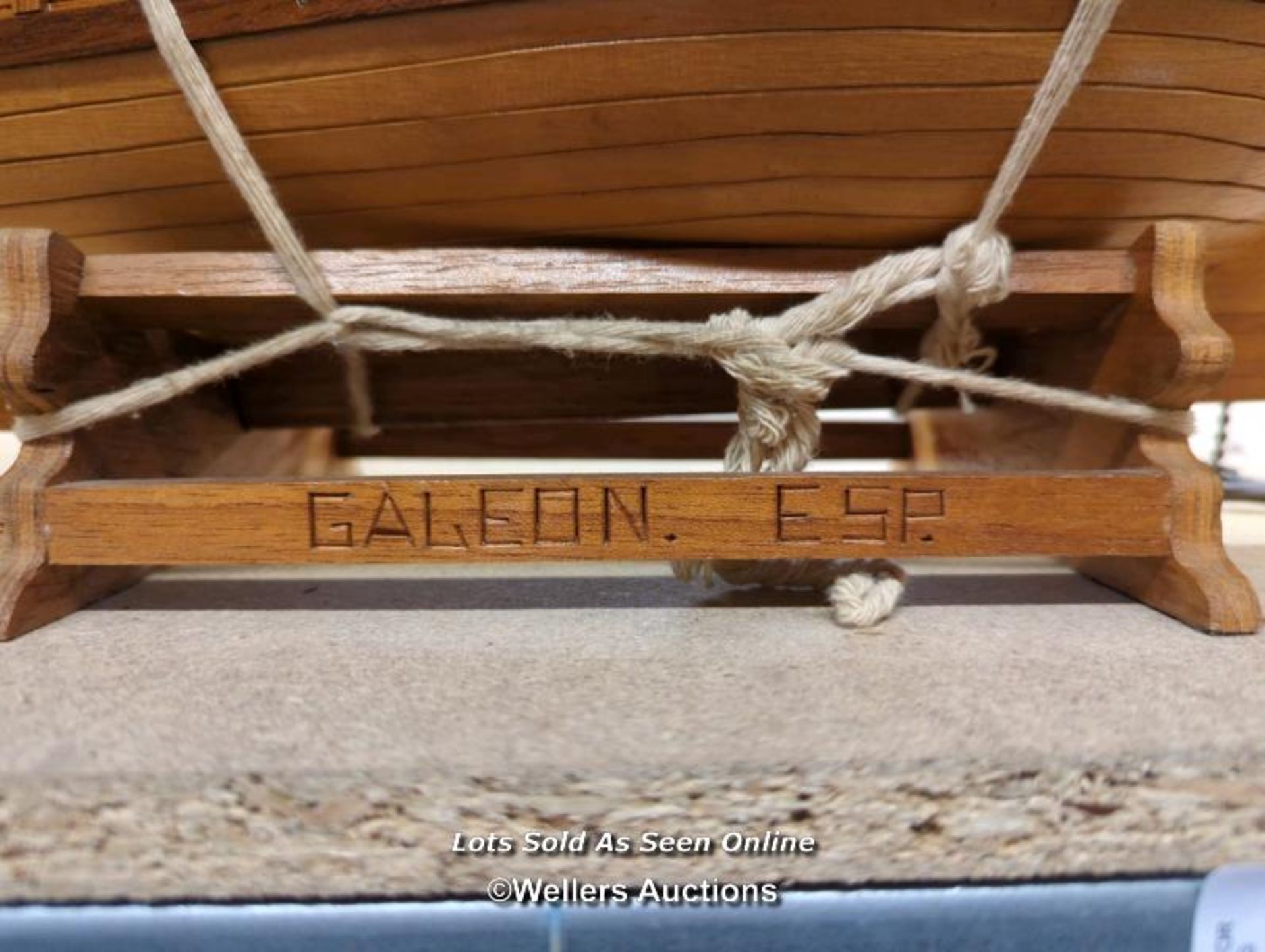 *LARGE WOODEN MODEL GALLEON / ALL LOTS ARE LOCATED AT AUTHENTIC RECLAMATION TN5 7EF - Image 9 of 10