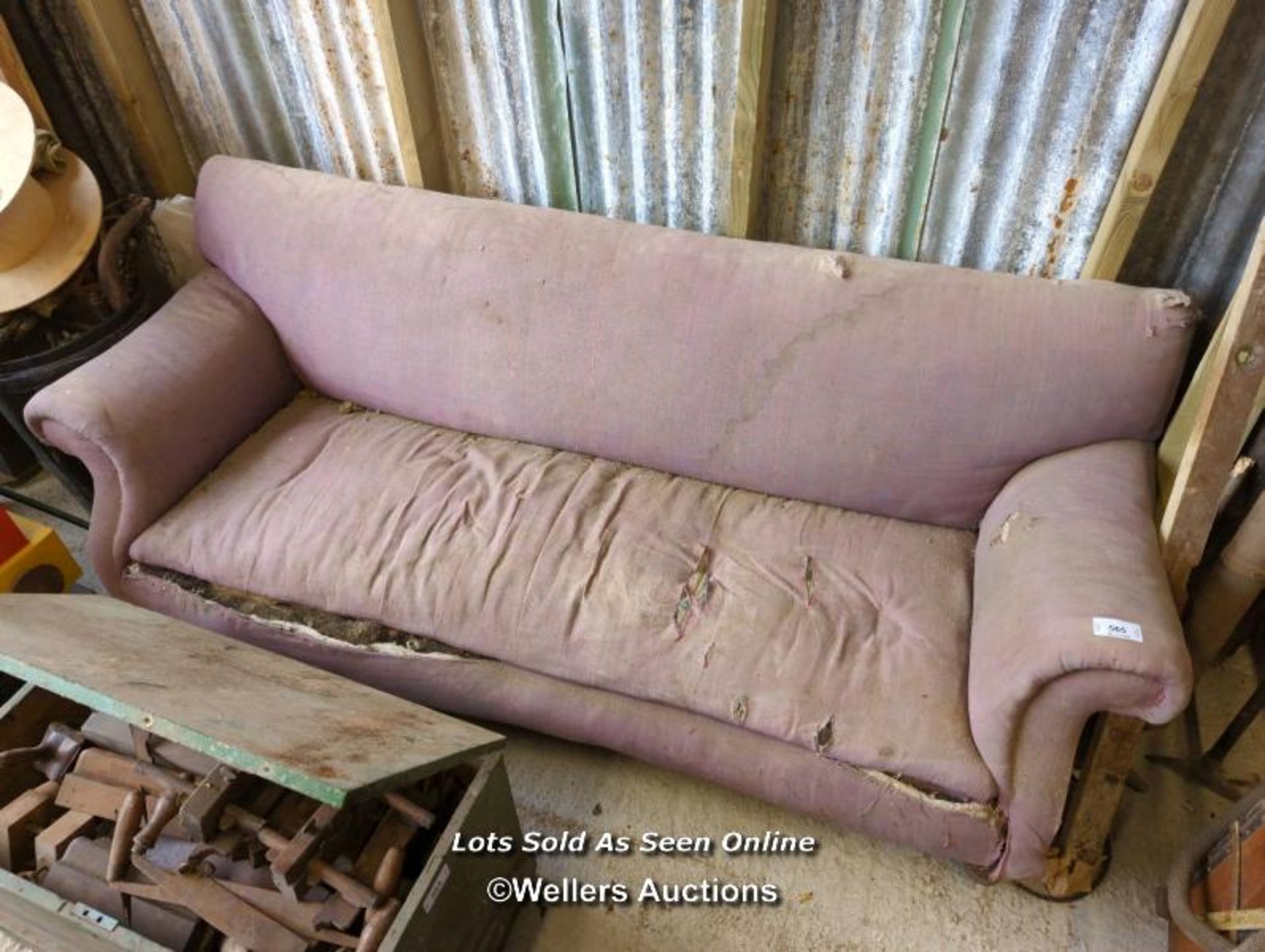 *THREE SEATER SOFA IN NEED OF RESTORATION / ALL LOTS ARE LOCATED AT AUTHENTIC RECLAMATION TN5 7EF