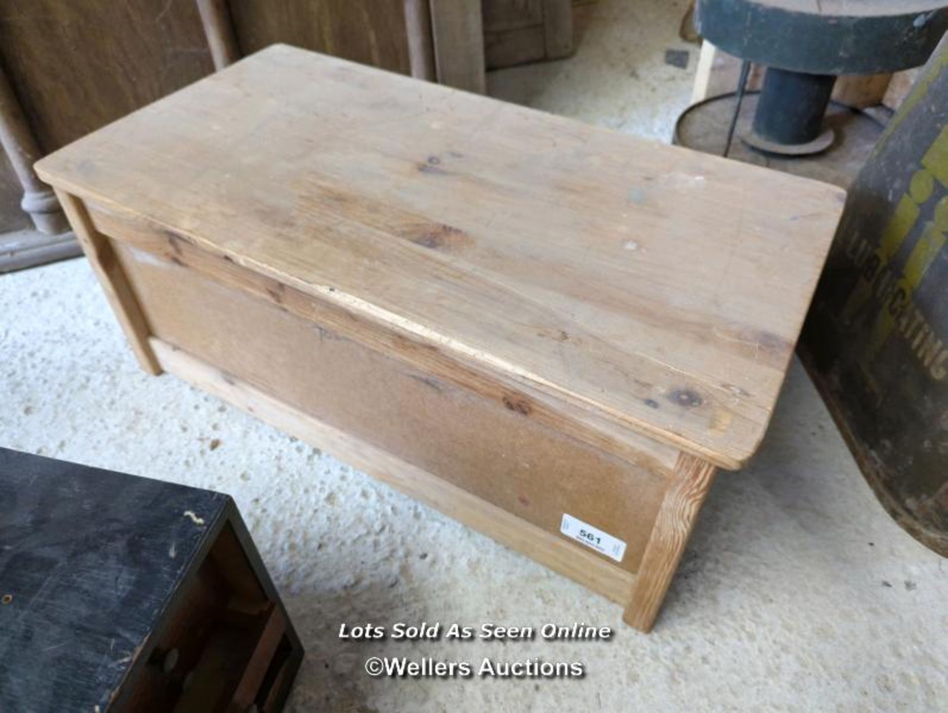 *PINE BLANKET BOX WITH STORAGE CUPBOARD AND DRAWERS, 12 HIGH X 29 LONG X 15 DEEP / ALL LOTS ARE