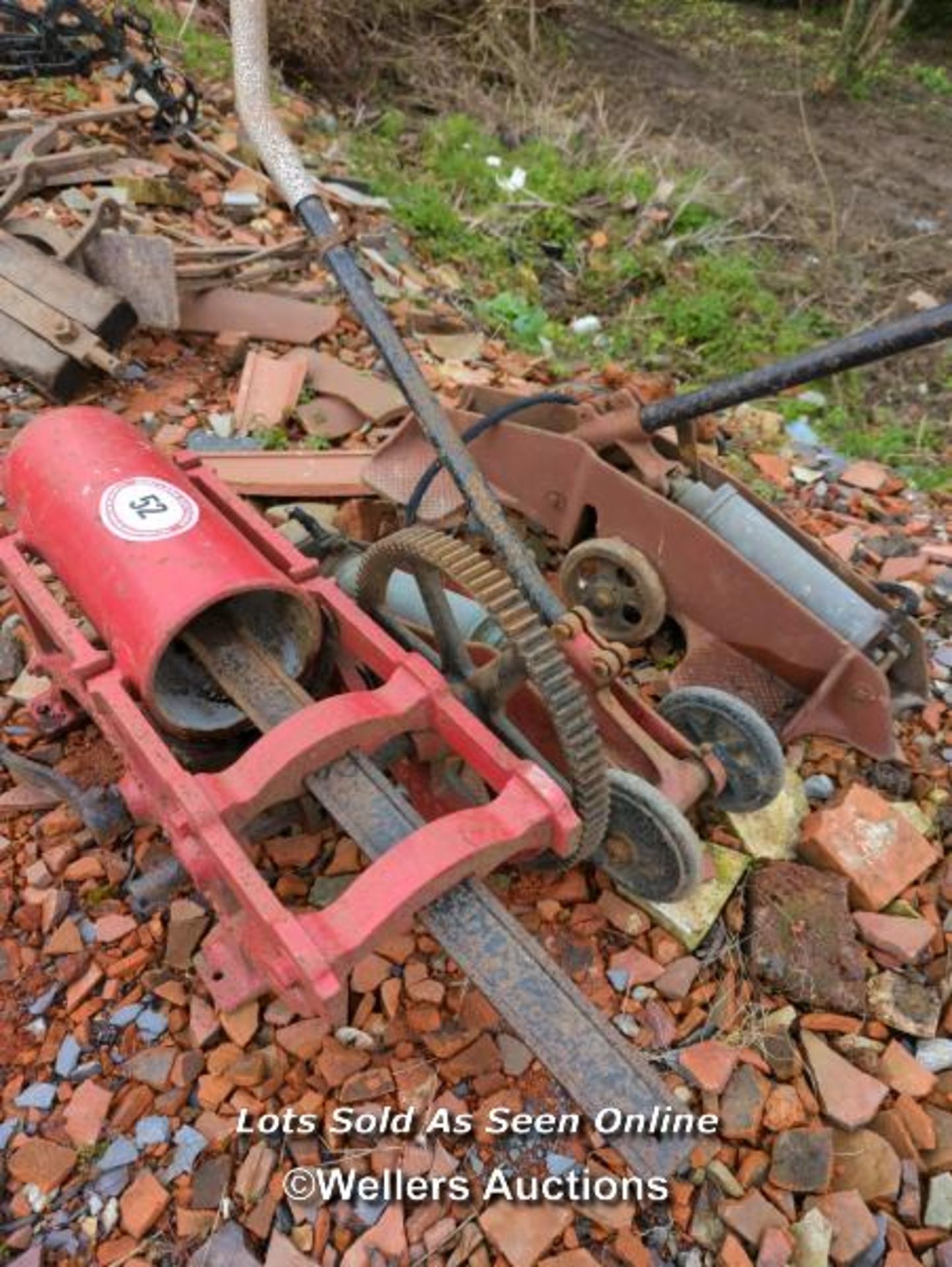 *TWO VINTAGE TROLLEY JACKS AND SILENT MACHIINE / ALL LOTS ARE LOCATED AT AUTHENTIC RECLAMATION TN5 - Image 2 of 2