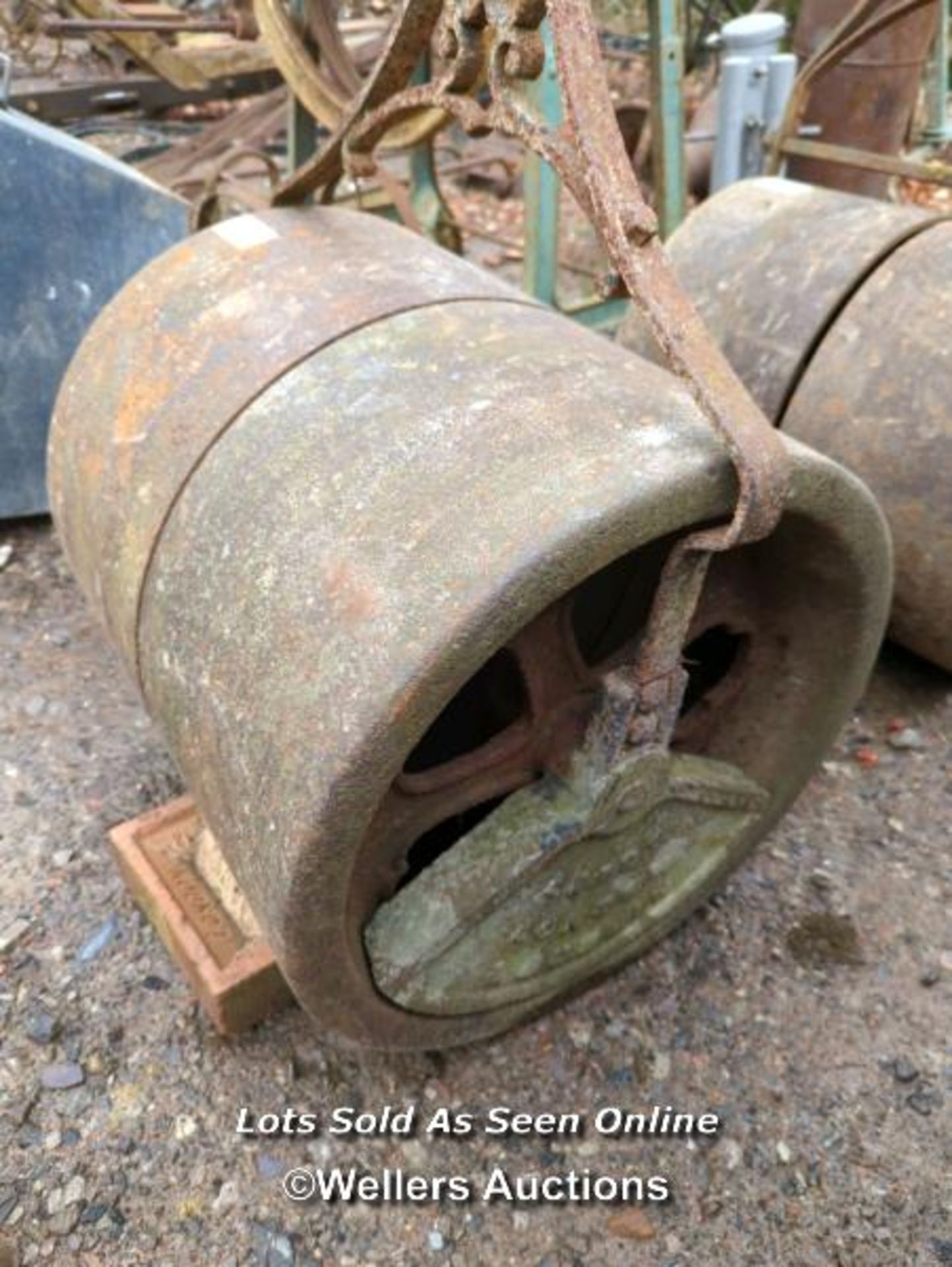 *GARDEN ROLLER / ALL LOTS ARE LOCATED AT AUTHENTIC RECLAMATION TN5 7EF - Image 2 of 3