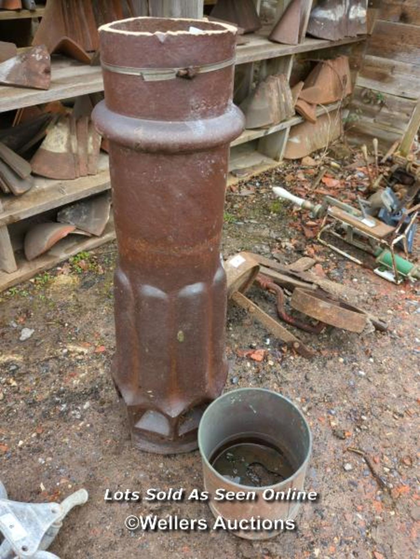 *CHIMNEY POT AND ANOTHER COPPER POT / ALL LOTS ARE LOCATED AT AUTHENTIC RECLAMATION TN5 7EF