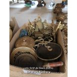 *BOX OF ASSORTED BRASSWARE / ALL LOTS ARE LOCATED AT AUTHENTIC RECLAMATION TN5 7EF