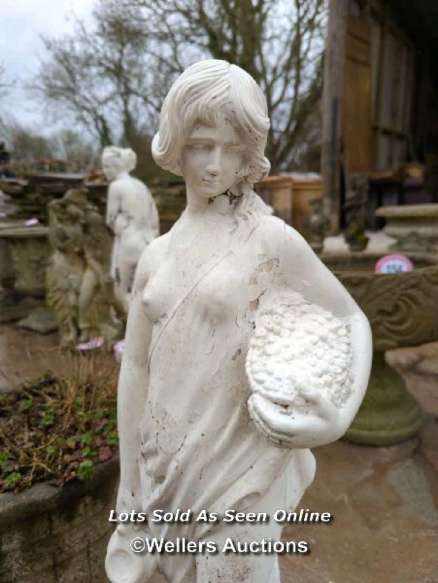 *RESIN STATUE OF A LADY, 30 INCHES HIGH / ALL LOTS ARE LOCATED AT AUTHENTIC RECLAMATION TN5 7EF - Image 3 of 3