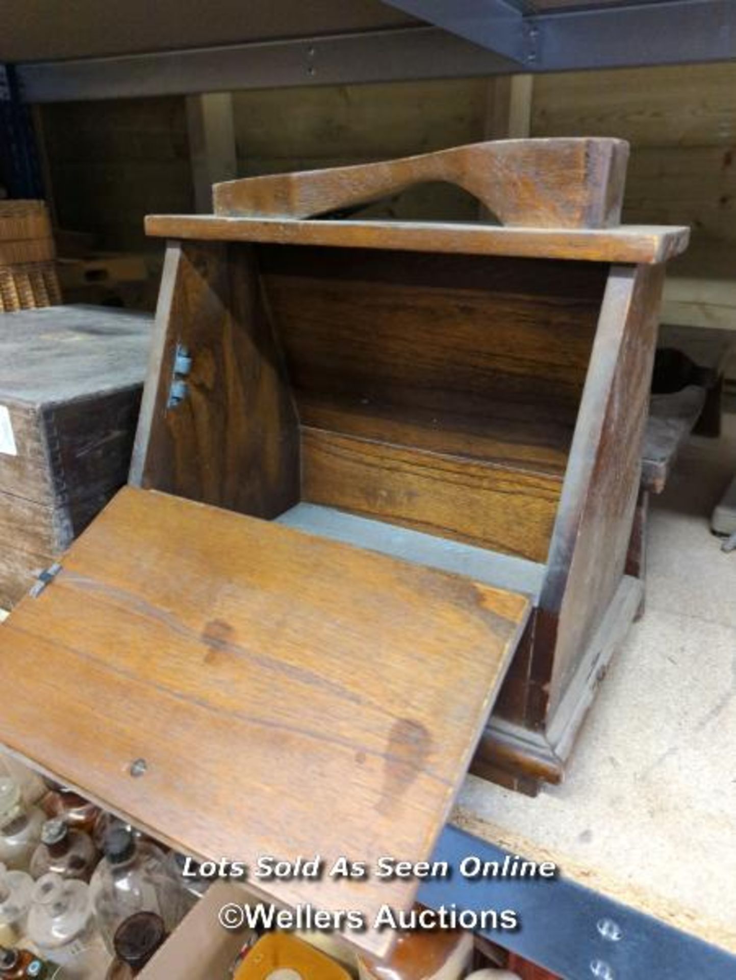 *SHOE SHINE BOX AND BOOT PULLER / ALL LOTS ARE LOCATED AT AUTHENTIC RECLAMATION TN5 7EF - Image 2 of 4