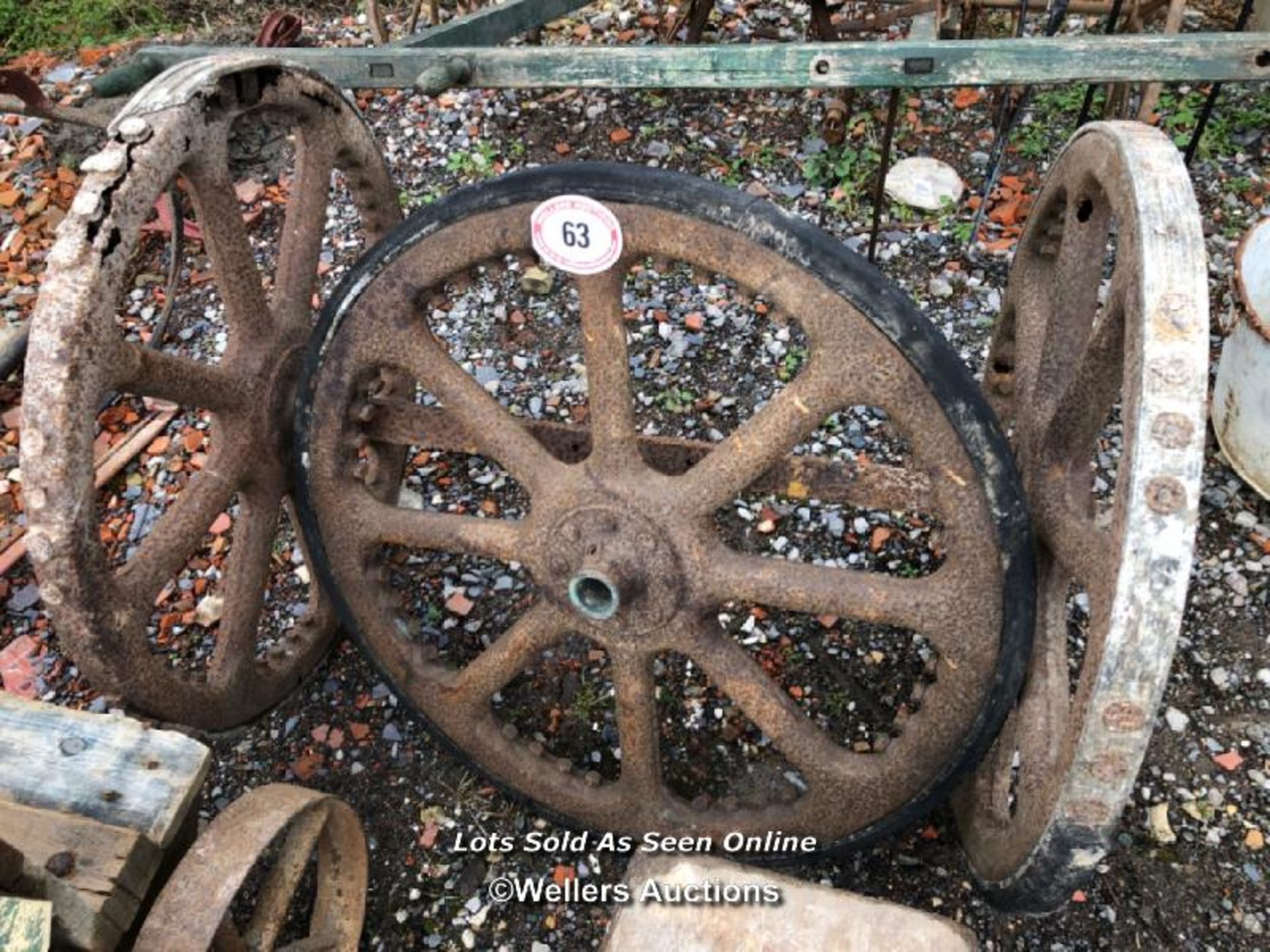 *THREE OLD WHEELS / ALL LOTS ARE LOCATED AT AUTHENTIC RECLAMATION TN5 7EF