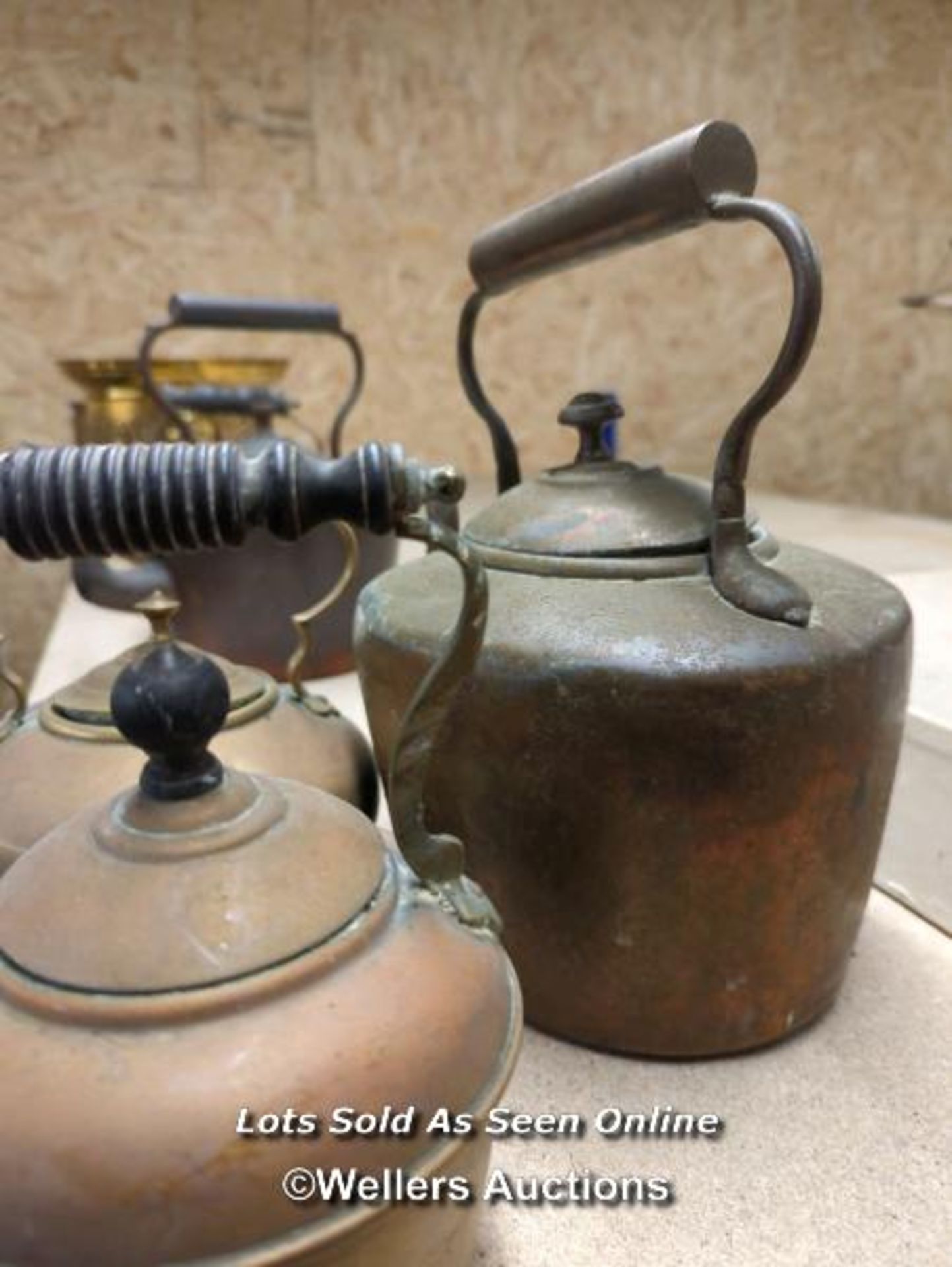 *THREE COPPER AND BRASS KETTLES / ALL LOTS ARE LOCATED AT AUTHENTIC RECLAMATION TN5 7EF - Image 3 of 3