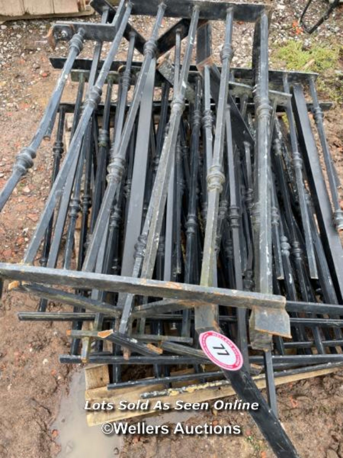 *JOB LOT OF IRON RAILINGS / ALL LOTS ARE LOCATED AT AUTHENTIC RECLAMATION TN5 7EF - Image 2 of 3