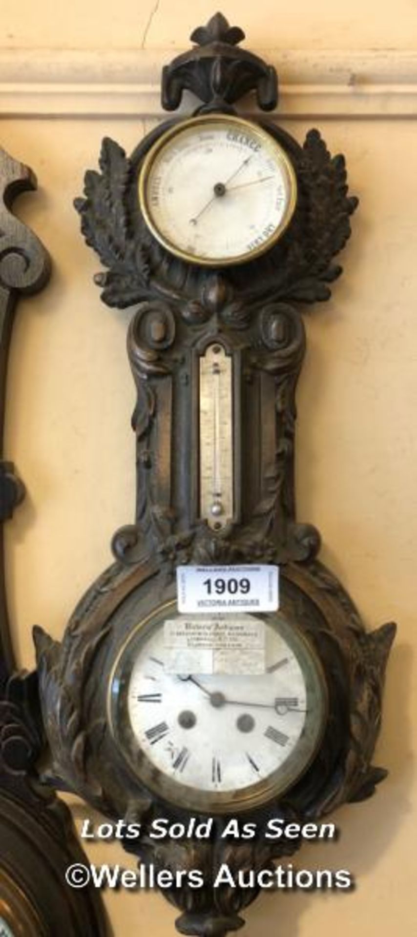 *VICTORIAN OAK BAROMETER / LOCATED AT VICTORIA ANTIQUES, WADEBRIDGE, PL27 7DD