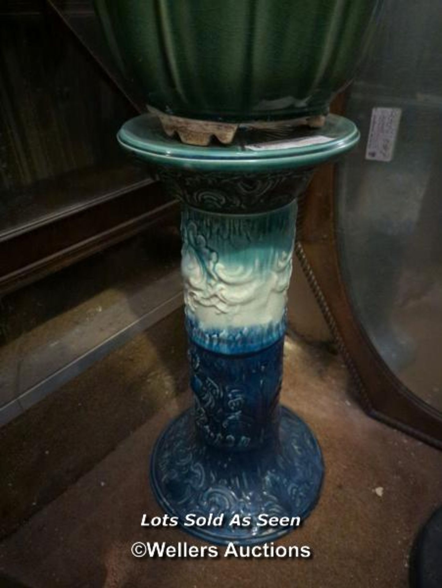 *GREEN GLAZE CERAMIC PLANTER AND STAND / LOCATED AT VICTORIA ANTIQUES, WADEBRIDGE, PL27 7DD - Image 3 of 3