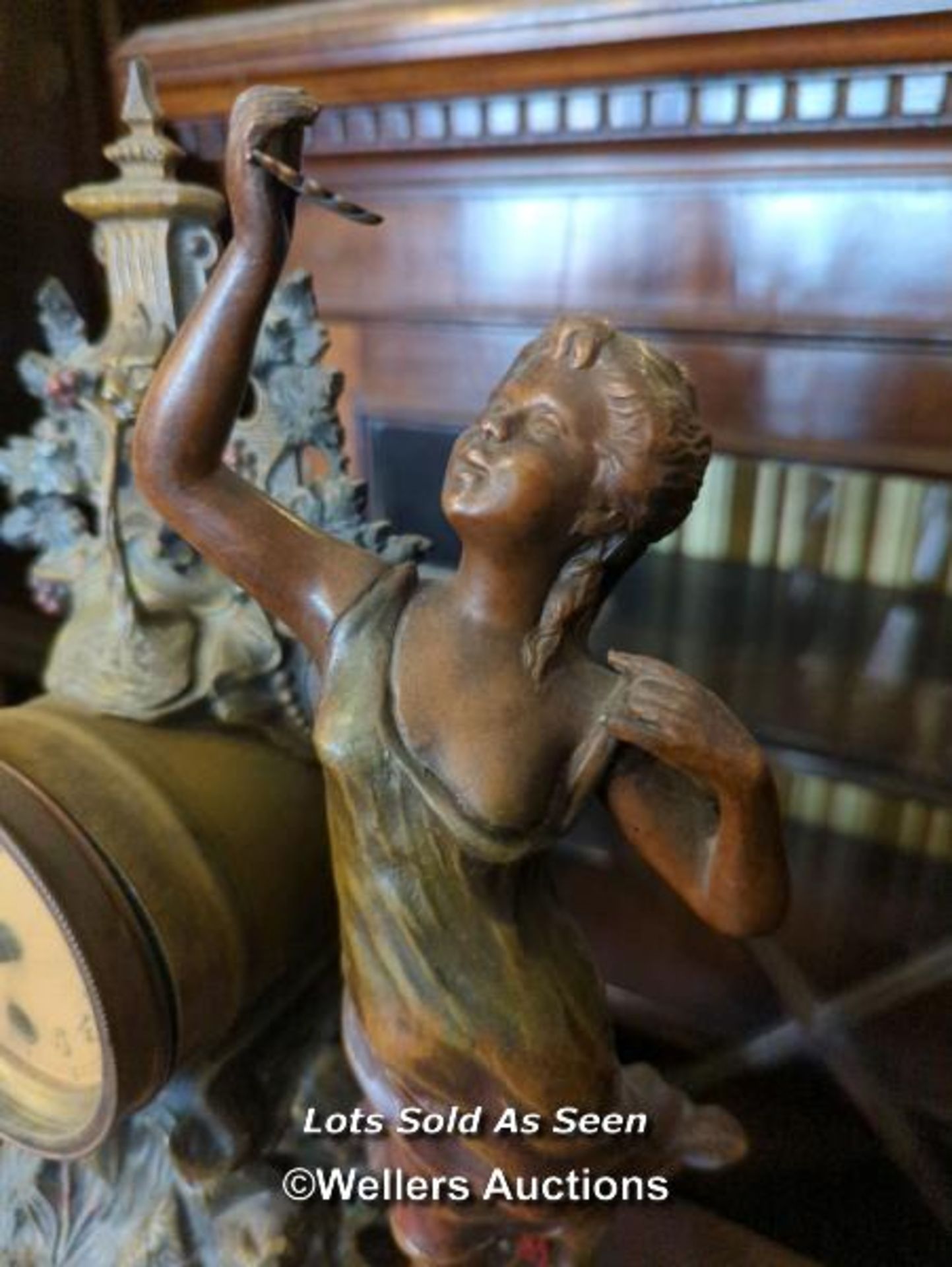 *VICTORIAN SPELTER FIGURAL MANTEL CLOCK ON MARBLE BASE, 39CM / LOCATED AT VICTORIA ANTIQUES, - Image 2 of 4