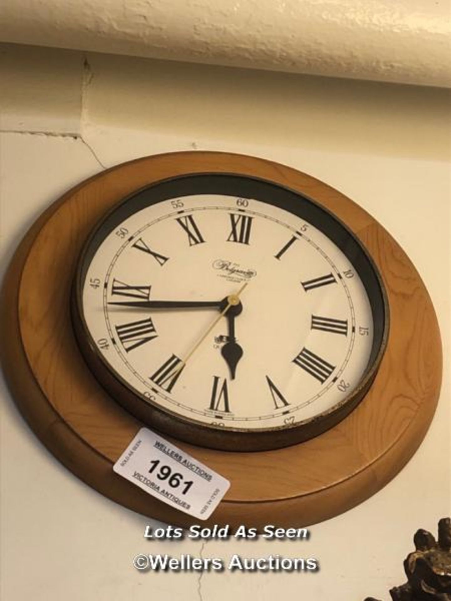 *MODERN PINE WALL CLOCK / LOCATED AT VICTORIA ANTIQUES, WADEBRIDGE, PL27 7DD