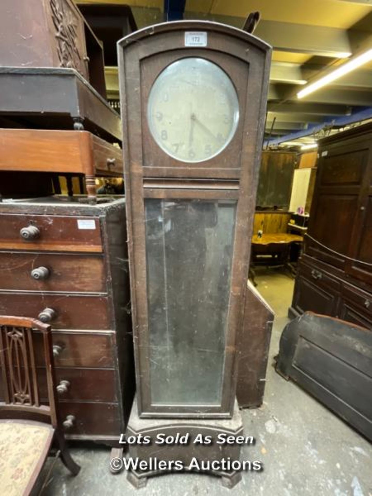 ANTIQUE LONGCASE CLOCK, IN NEED OF RESTORATION / LOCATED AT VICTORIA ANTIQUES, WADEBRIDGE, PL27 7DD