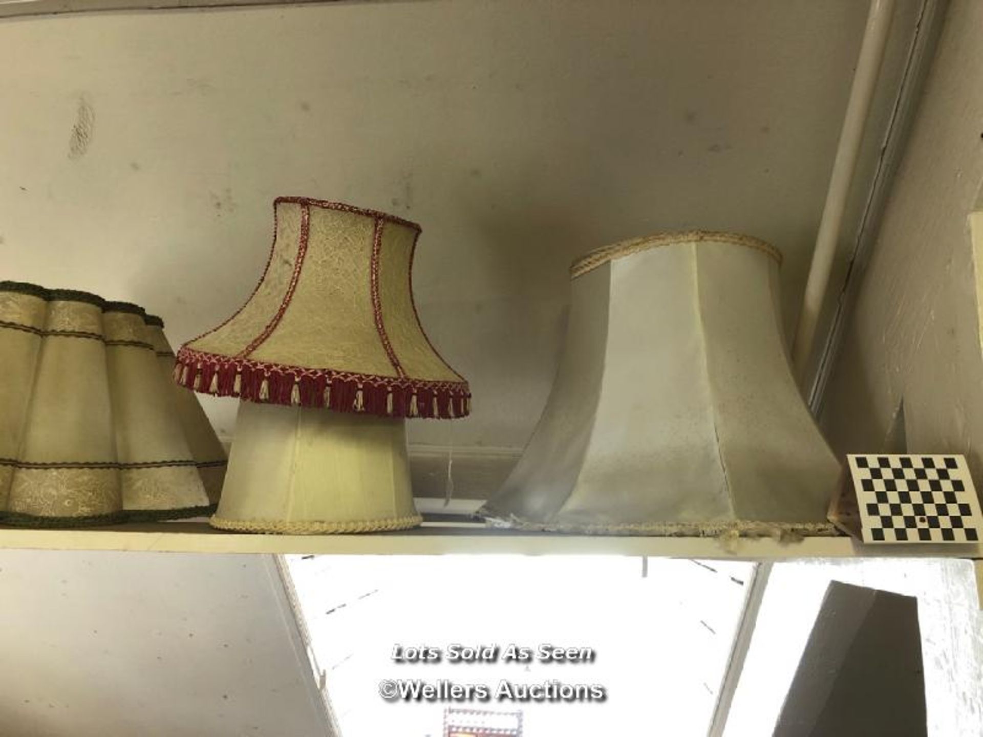 *FIVE VARIOUS LAMPSHADES AND SEAT CUSHIONS / LOCATED AT VICTORIA ANTIQUES, WADEBRIDGE, PL27 7DD - Image 2 of 3