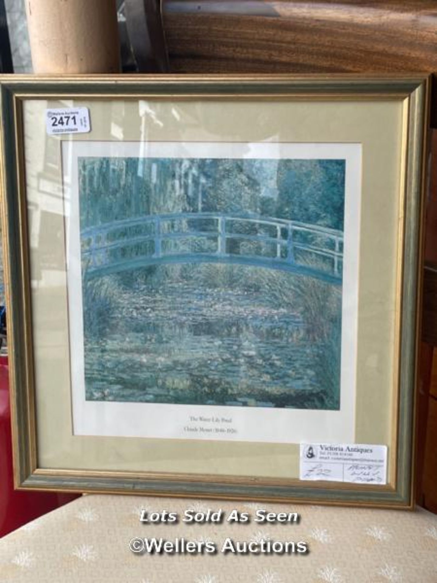 *SMALL MONET PRINT, WATER LILY POND / LOCATED AT VICTORIA ANTIQUES, WADEBRIDGE, PL27 7DD