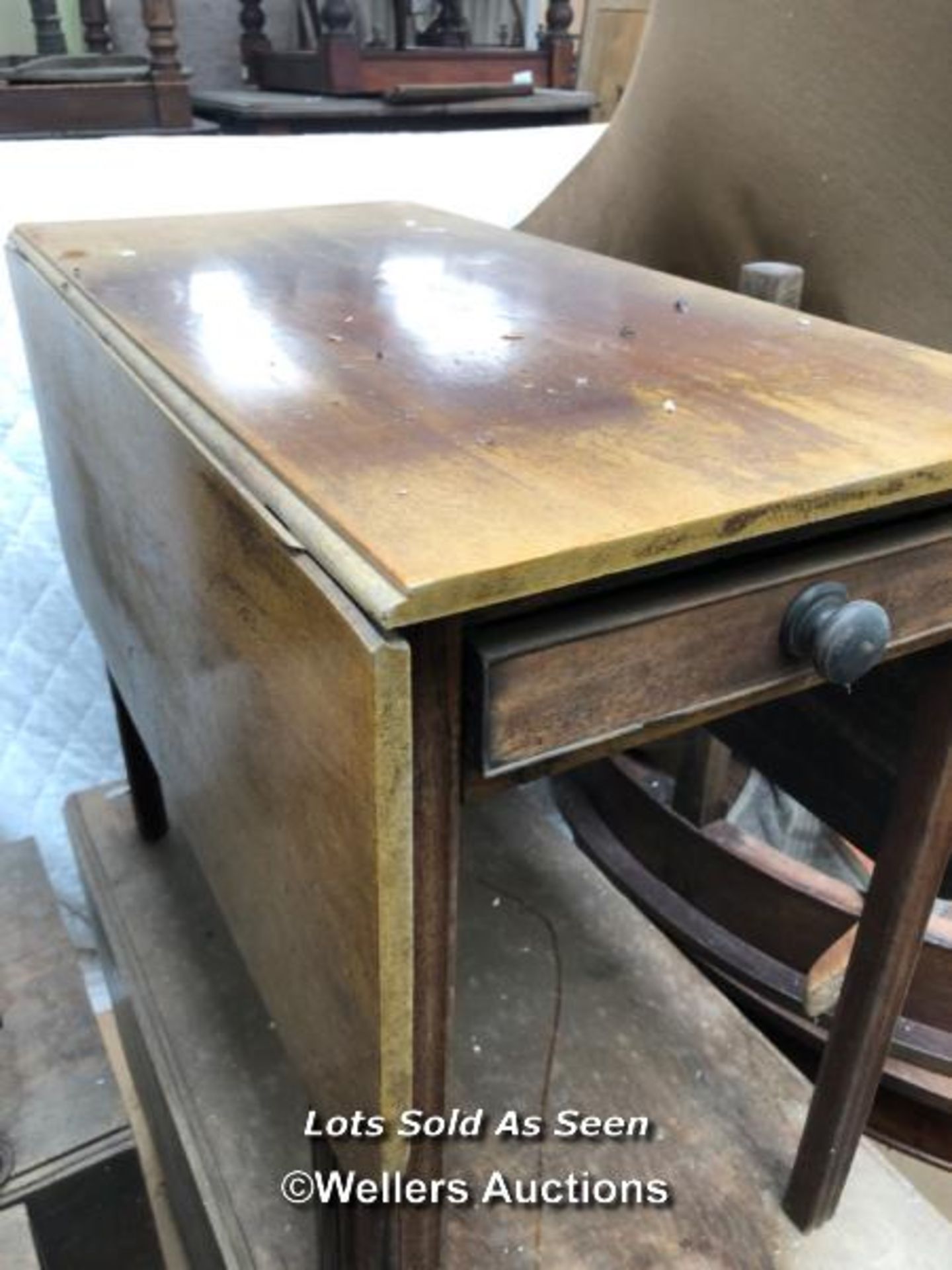 DROP LEAF TABLE WITH ONE DRAWER, 34 X 44 X 28.5 INCHES, FULLY EXTENDED / LOCATED AT VICTORIA - Image 2 of 2
