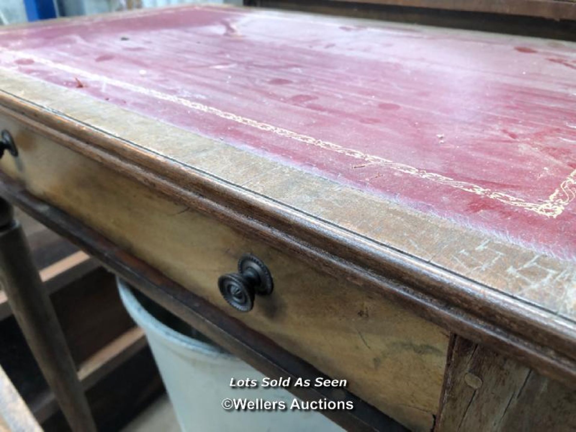 SMALL DESK WITH LEATHERETTE TOP, 28 X 17.5 X 29 INCHES / LOCATED AT VICTORIA ANTIQUES, WADEBRIDGE, - Image 2 of 2