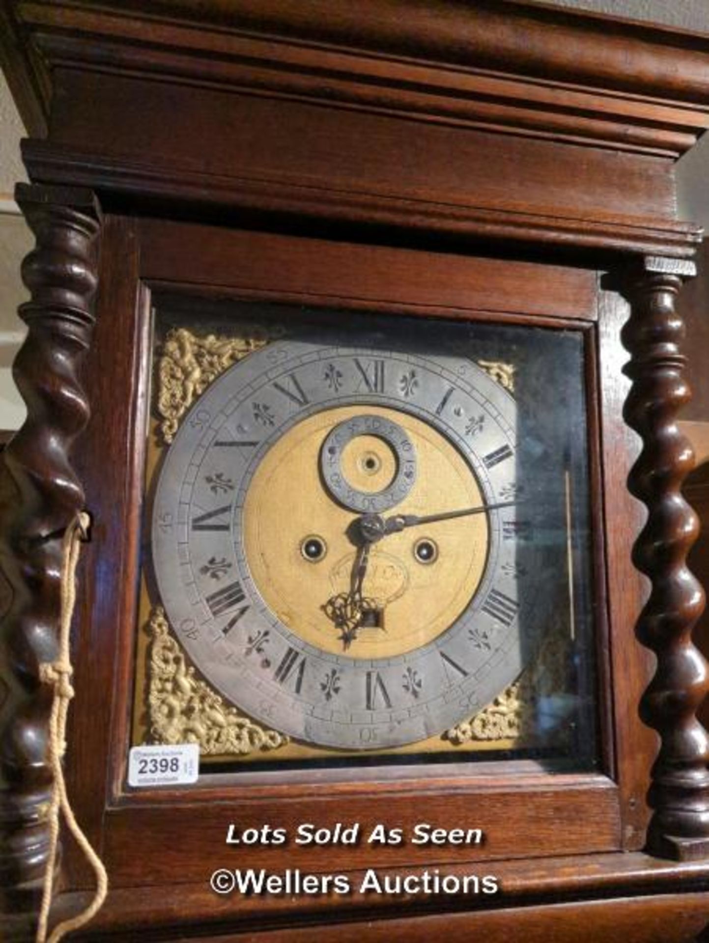 *18TH CENTURY 8 DAY OAK LONGCASE CLOCK, DIAL SIGNED SAMUEL LEE, LONDON, 215CM / LOCATED AT - Image 2 of 5