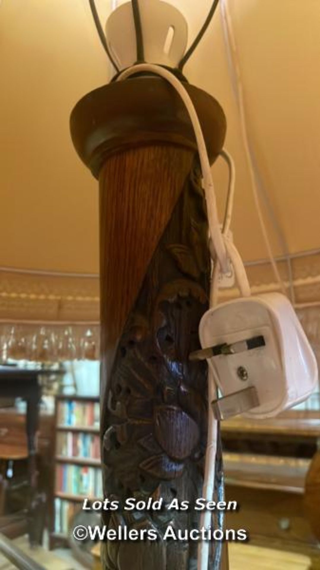 *CHINESE HARDWOOD STANDARD LAMP / LOCATED AT VICTORIA ANTIQUES, WADEBRIDGE, PL27 7DD - Image 5 of 5
