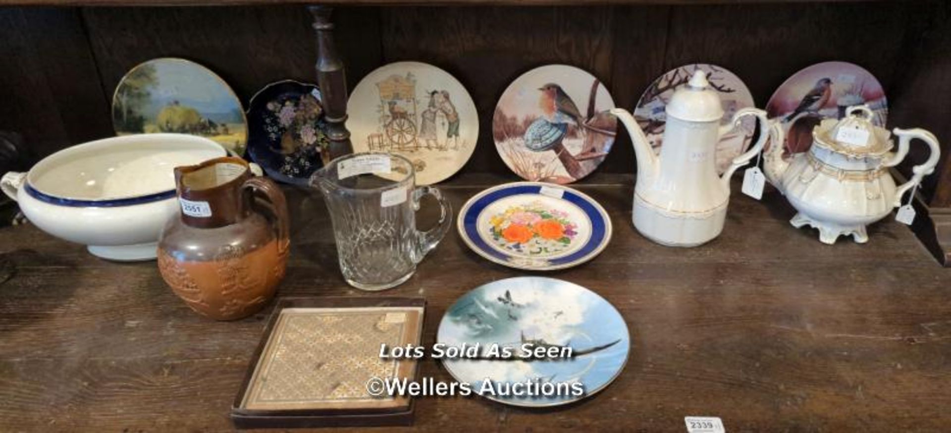 *GROUP OF CERAMICS INCLUDING PLATES, JUGS, TEAPOT. / LOCATED AT VICTORIA ANTIQUES, WADEBRIDGE,