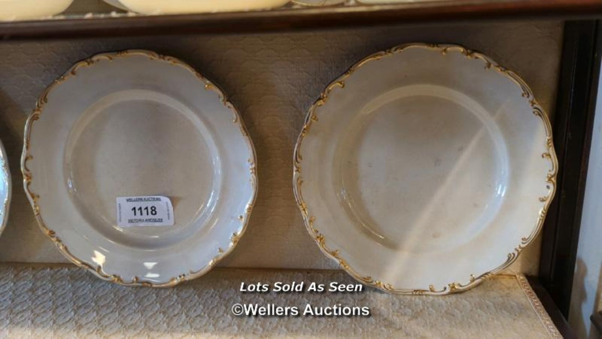 *ASSORTED PART TEA AND DINNER SERVICE / LOCATED AT VICTORIA ANTIQUES, WADEBRIDGE, PL27 7DD - Image 4 of 7