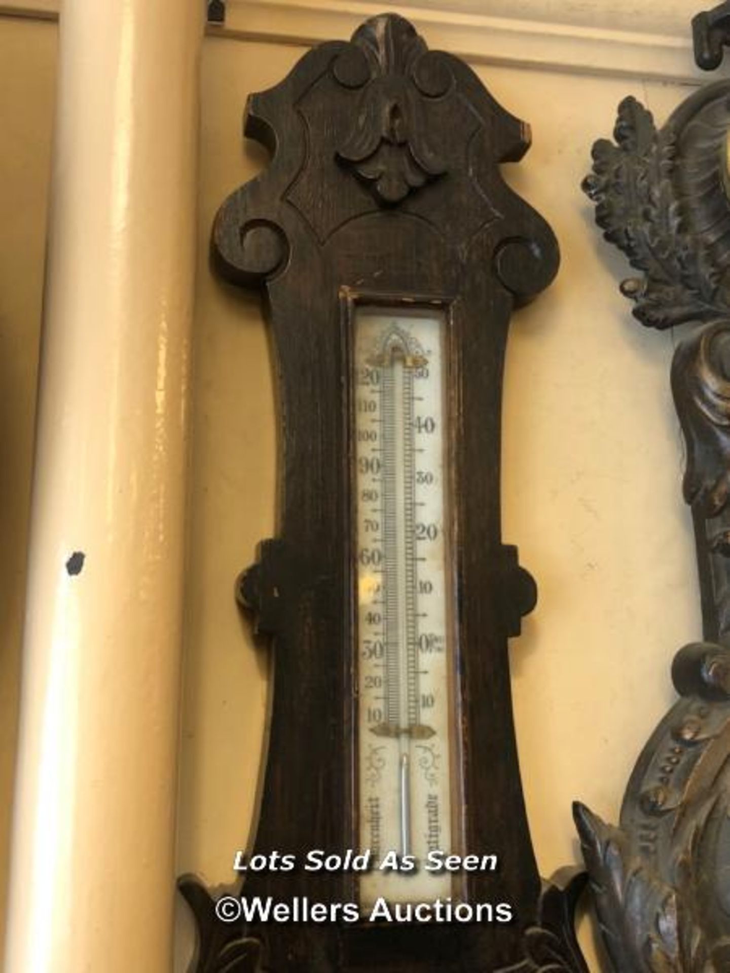 *VICTORIAN OAK BAROMETER / LOCATED AT VICTORIA ANTIQUES, WADEBRIDGE, PL27 7DD - Image 4 of 4