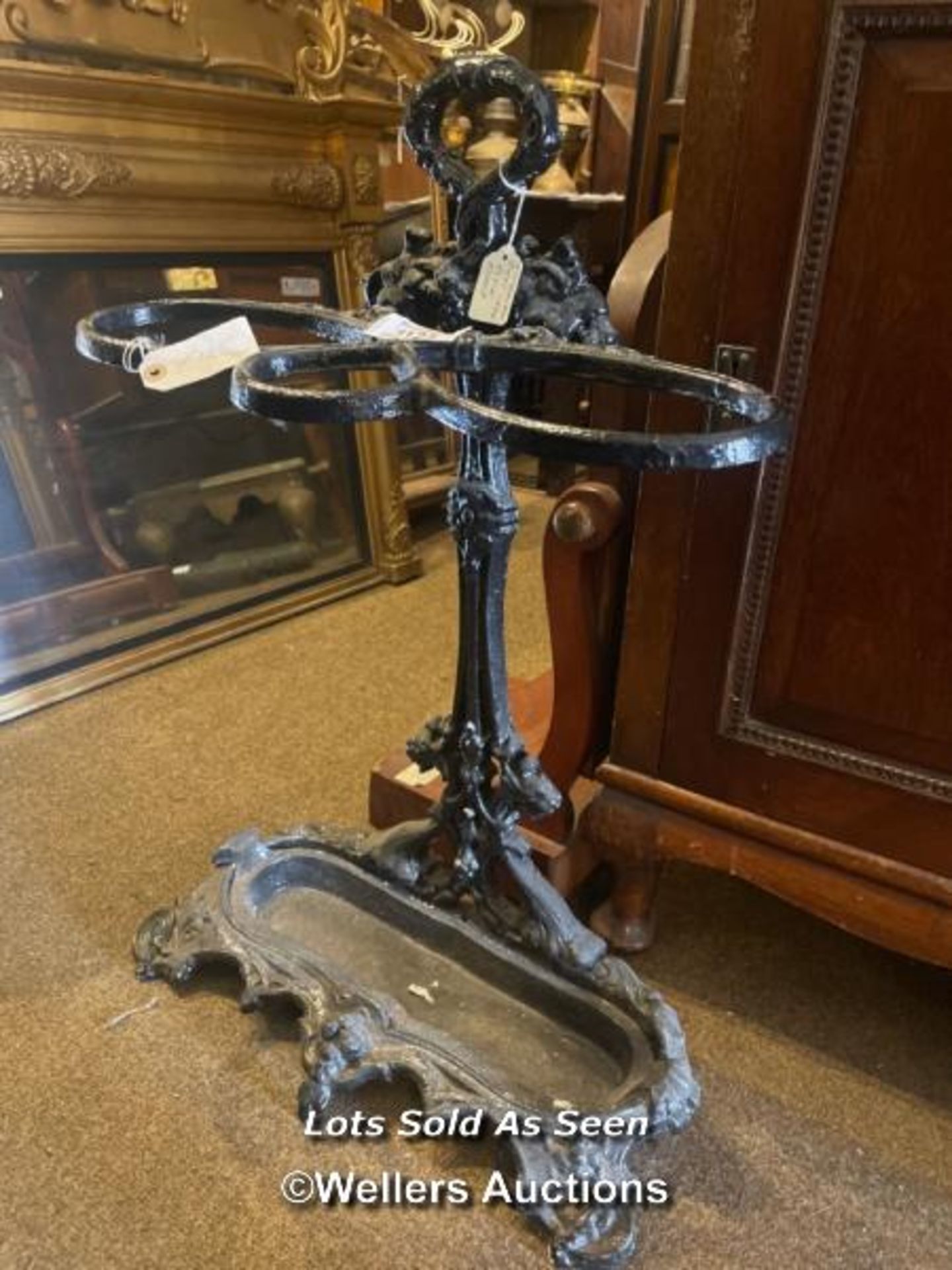 *VICTORIAN CAST IRON STICK STAND, 72CM HIGH / LOCATED AT VICTORIA ANTIQUES, WADEBRIDGE, PL27 7DD