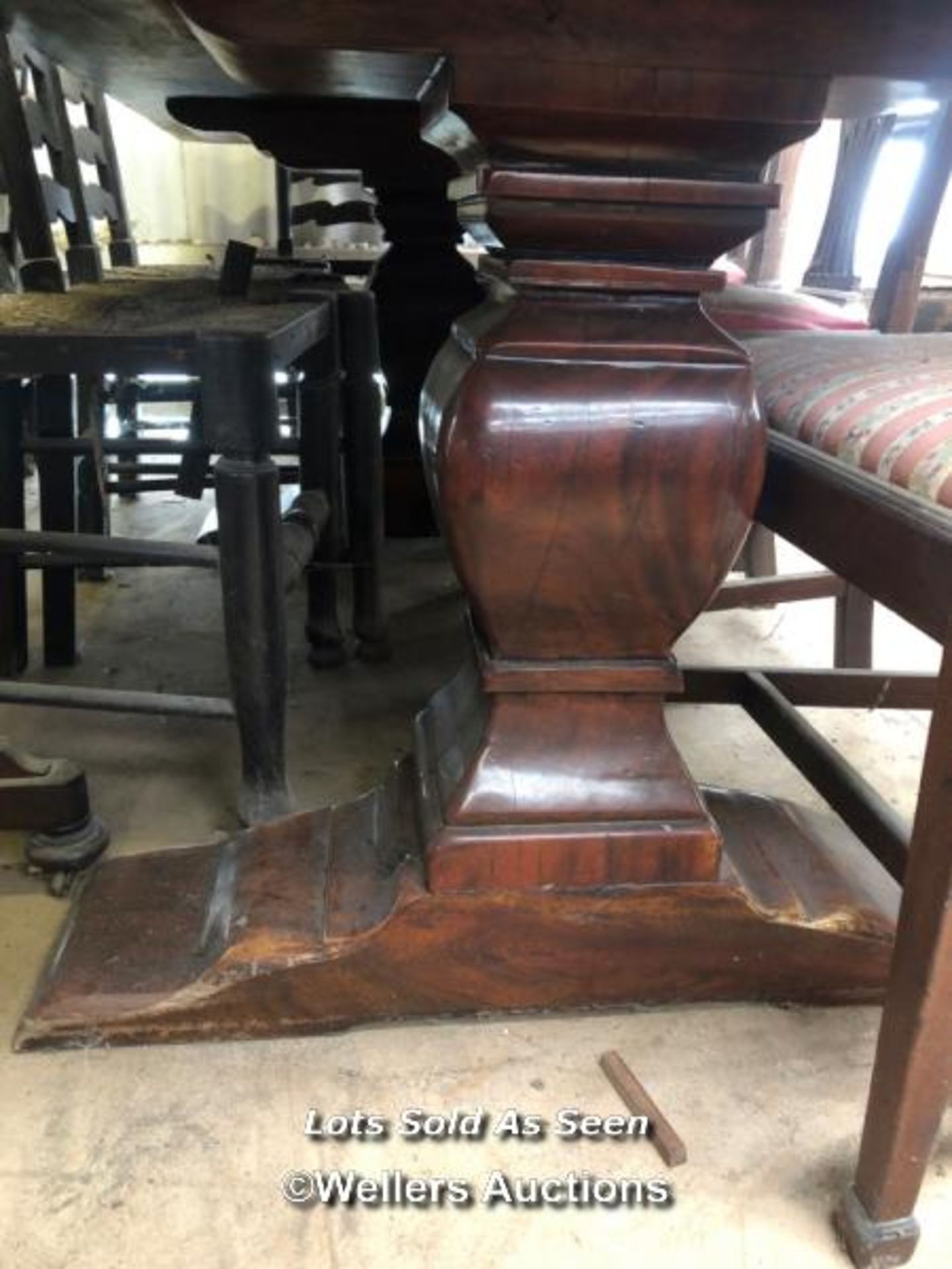 LARGE FAMILY DINING TABLE ON HUGE FEET, 93 X 36 X 30 INCHES / LOCATED AT VICTORIA ANTIQUES, - Image 3 of 3