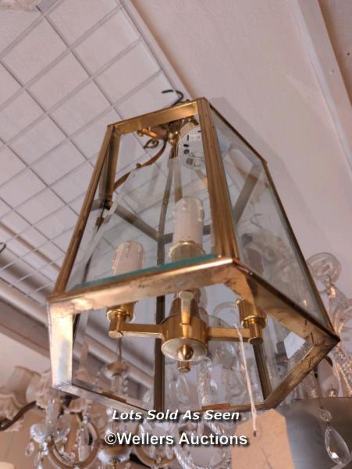 *HEXAGONAL BRASS HANGING LANTERN / LOCATED AT VICTORIA ANTIQUES, WADEBRIDGE, PL27 7DD - Image 2 of 2